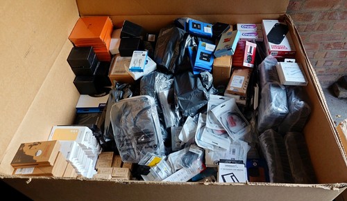 Wholesale joblot 800 items - 800+,